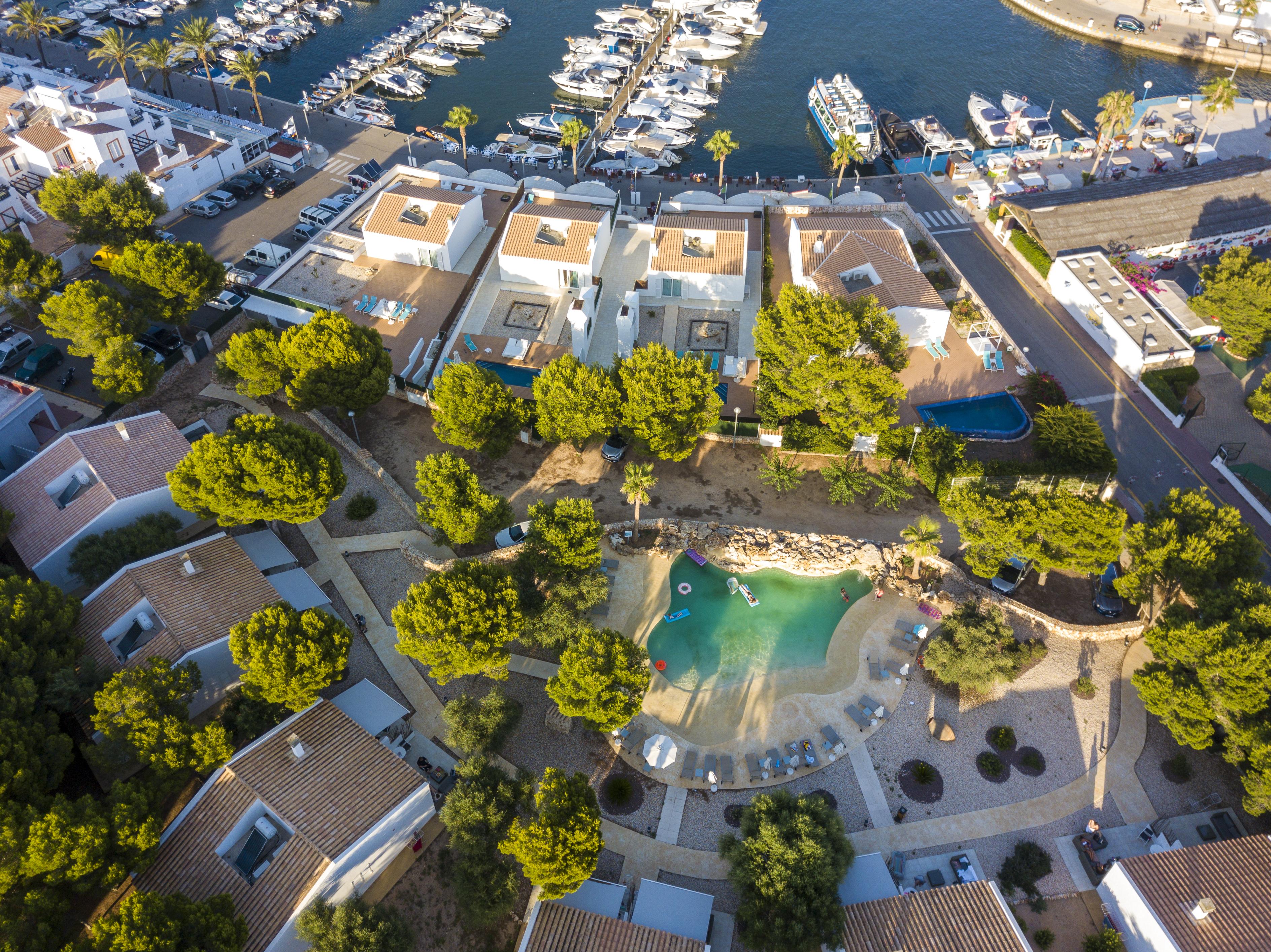 Lago Resort Menorca - Villas & Bungalows Del Lago Cala'N Bosch  Exterior foto